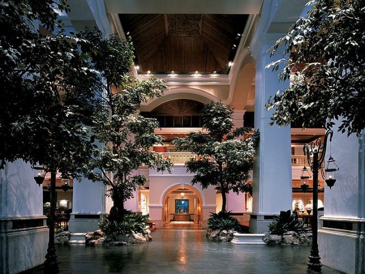 Grand Hyatt Bangkok Lobby 2